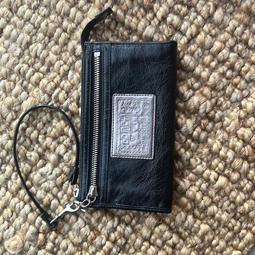 Black Coach Poppy wristlet